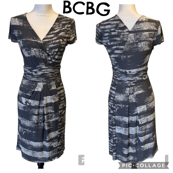 BCBG MaxAzria  G/W Abstract Print Fitted V-Neck‎ Dress Rushing Waist Size XS - Picture 1 of 10